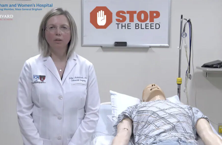 Boston doctors wanted to help Ukrainians. They made YouTube tutorials on how to control bleeding wounds.
